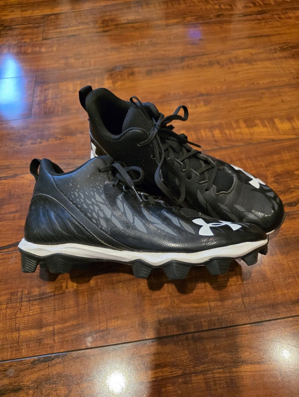 Under Armour Spotlight Franchise Rm Football Cleats